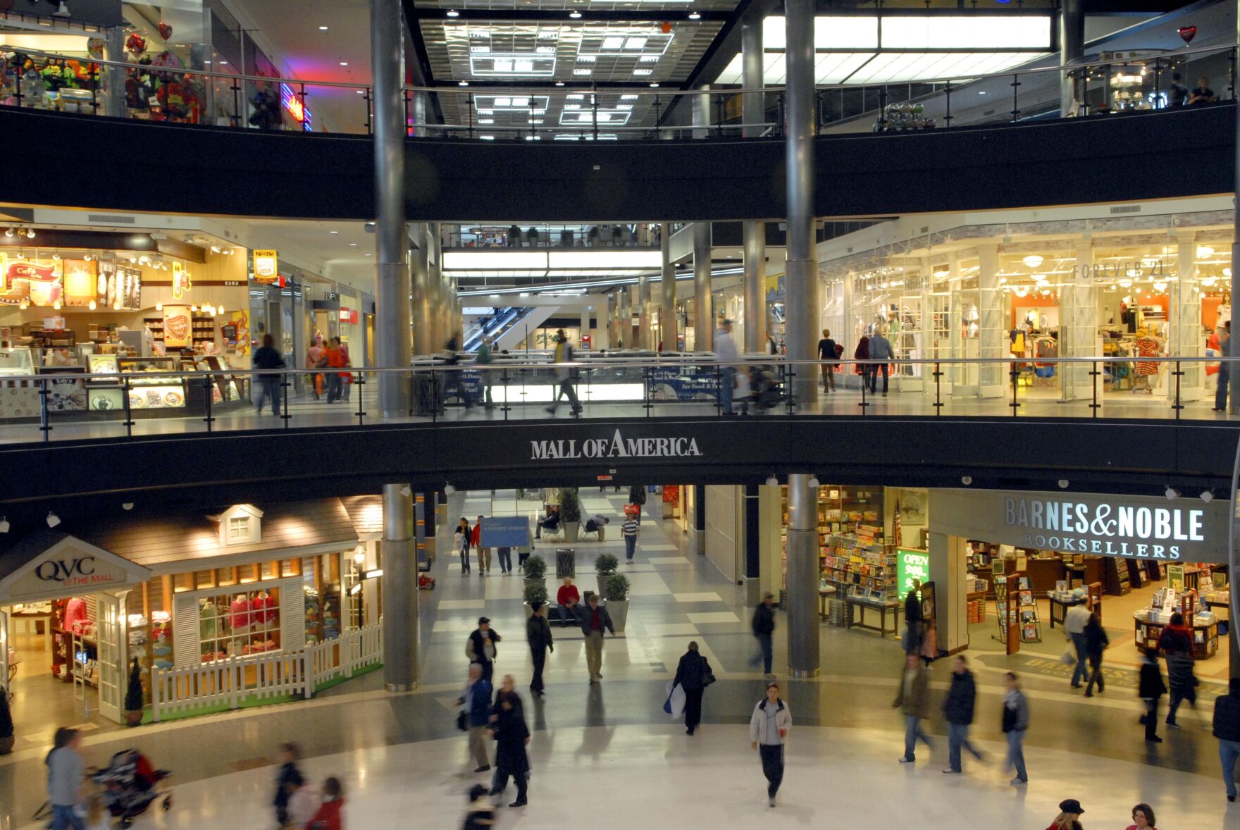 1992: Mall of America